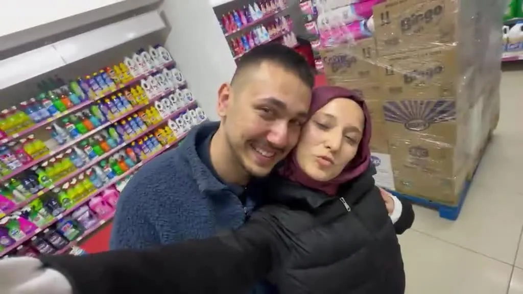 Market videosundan bir kare